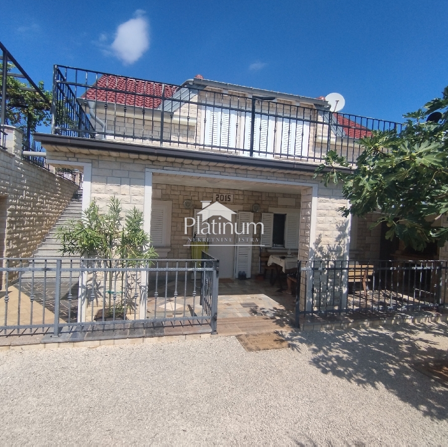 Istra,Pavićini kuća s prekrasnim pogledom na more