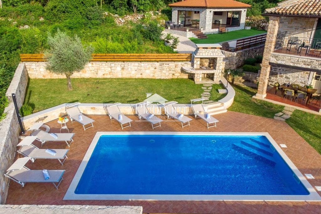 Istrien, Umgebung von Tinjan, schönes rustikales Haus mit Pool