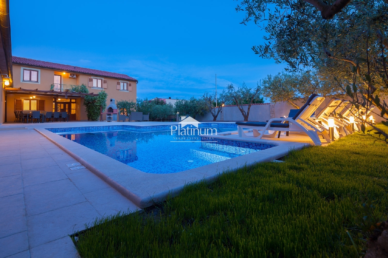 Istria, Banjole, holiday home with a large swimming pool