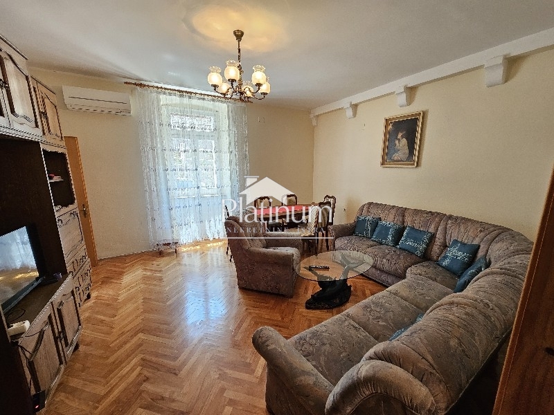 STOCK, APARTMENT 92m2 2 ROOMS, GROUND FLOOR