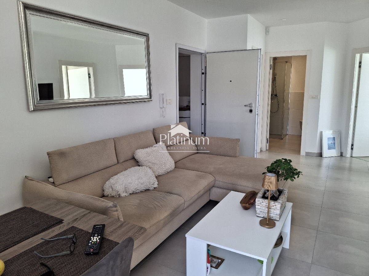 Istra, Peroj, stan u prizemlju 82 m2