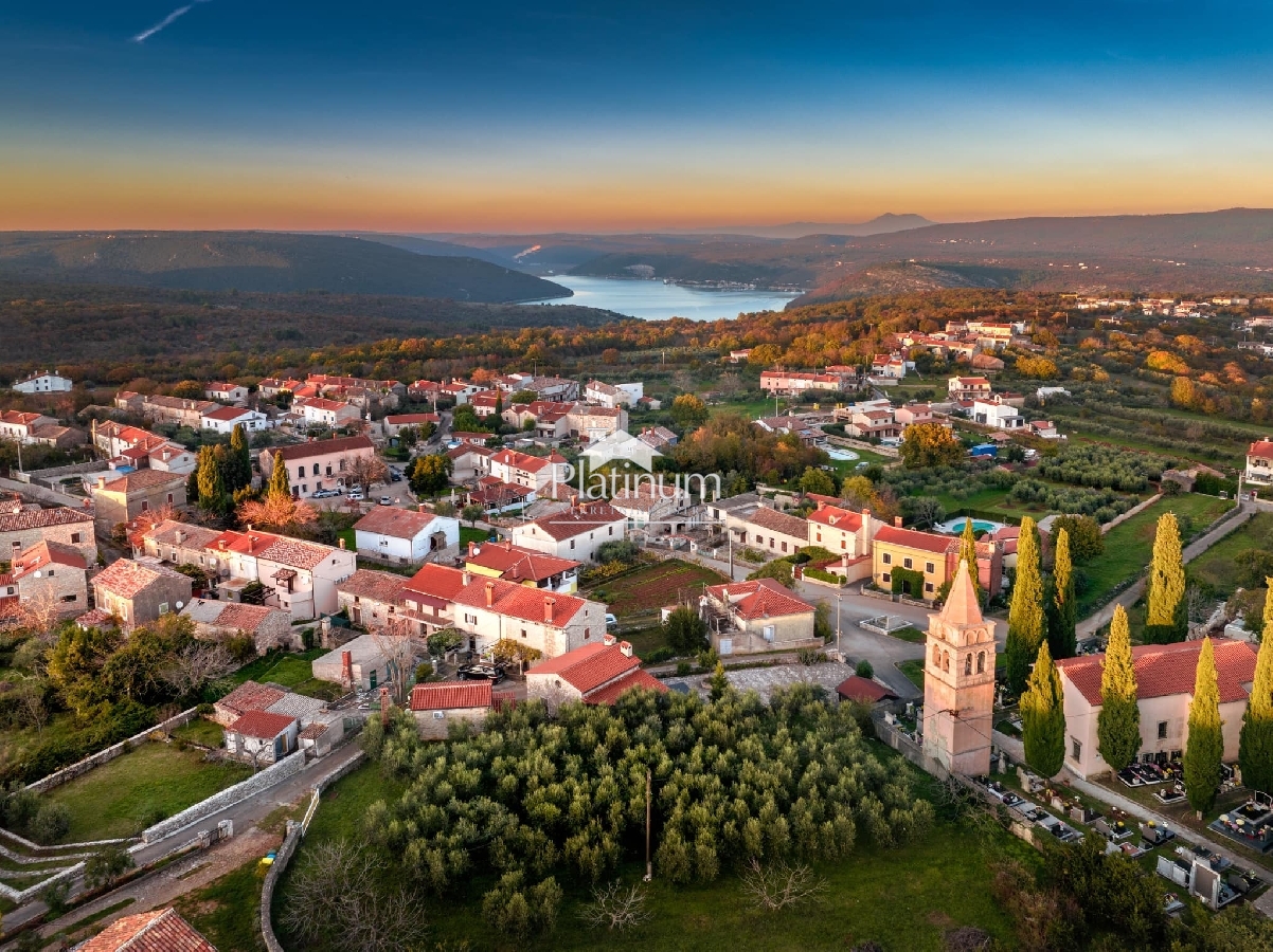 Istra, Marčana, čudovita hiša za investicijo