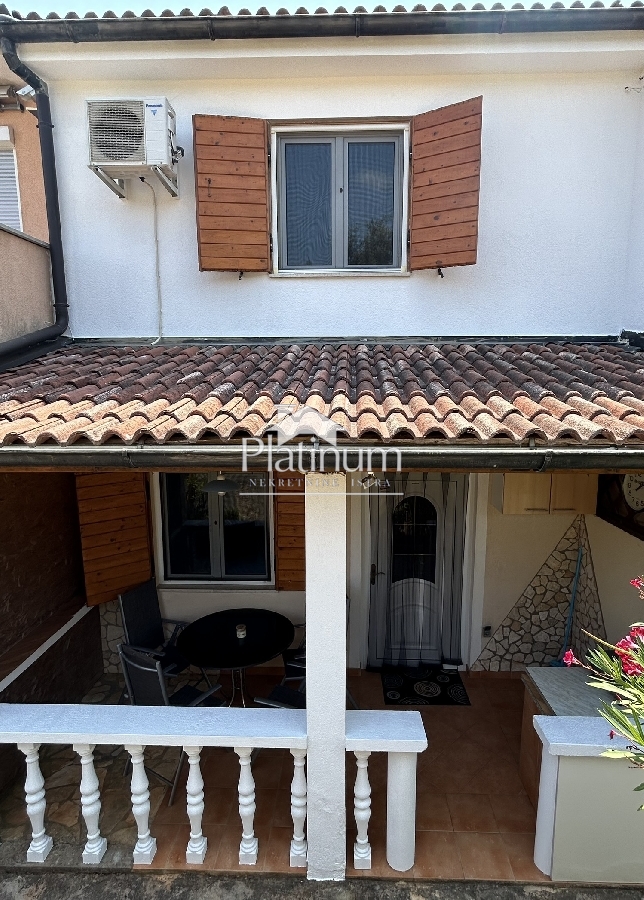 Istra,Duga uvala dvoetažni apartman u prodaji