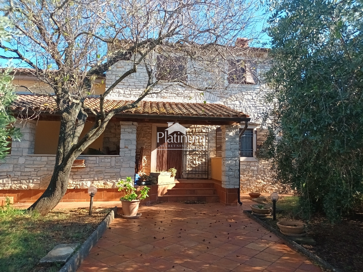 Istra, Galižana, dvije kamene kuće u rustikalnom stilu