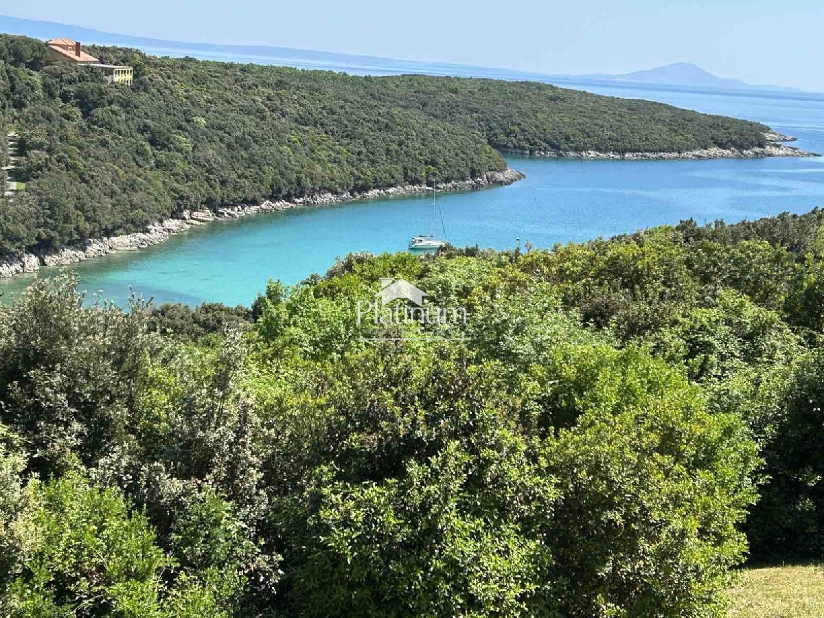 ISTRA, DUGA UVALA 1 RED DO MORA