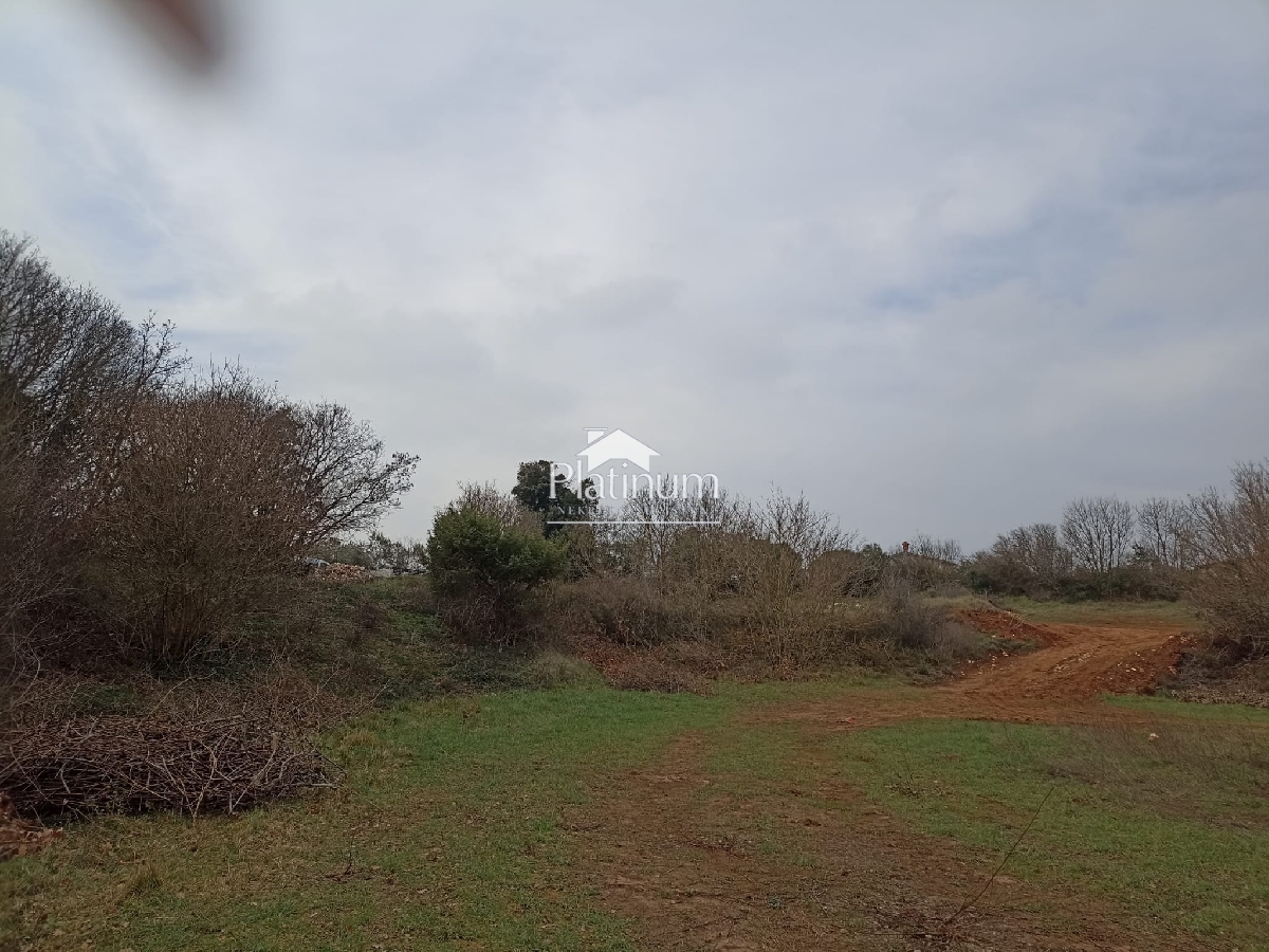 Istria, terreno agricolo Šišan 870 m2