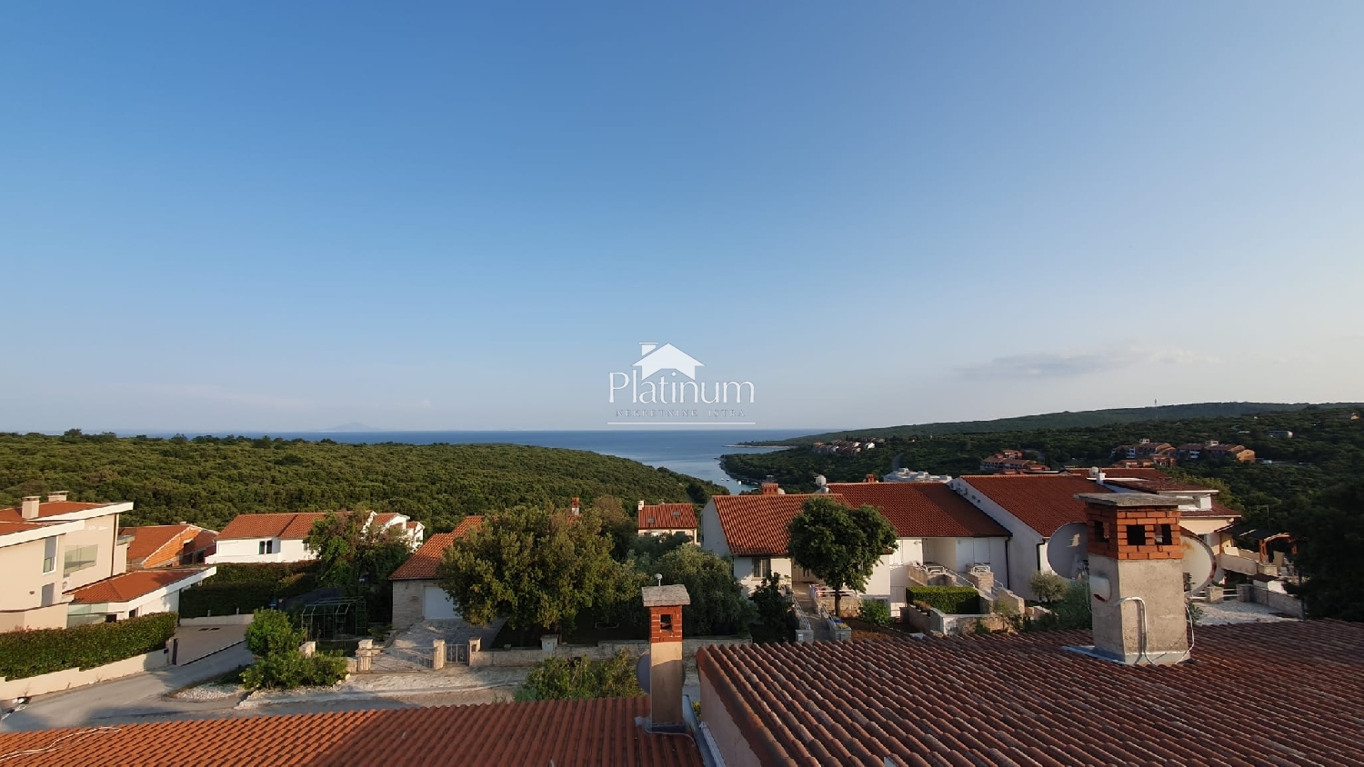 Istria, Duga uvala appartamento recentemente ristrutturato con vista mare