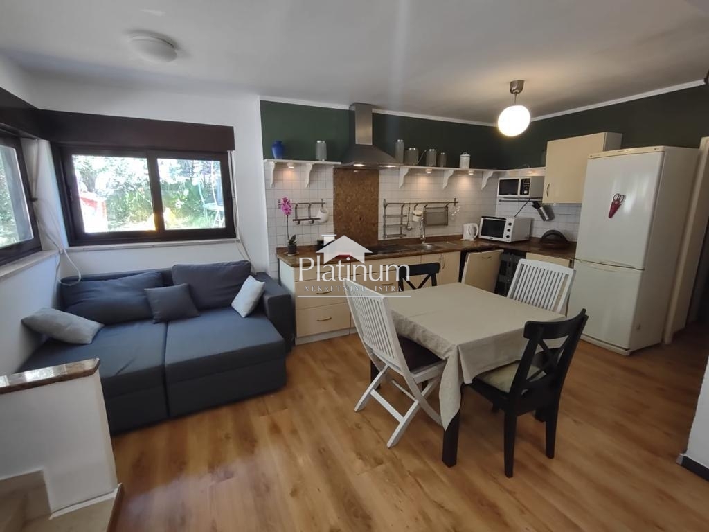 Istria, Pola, casa a un piano in posizione tranquilla