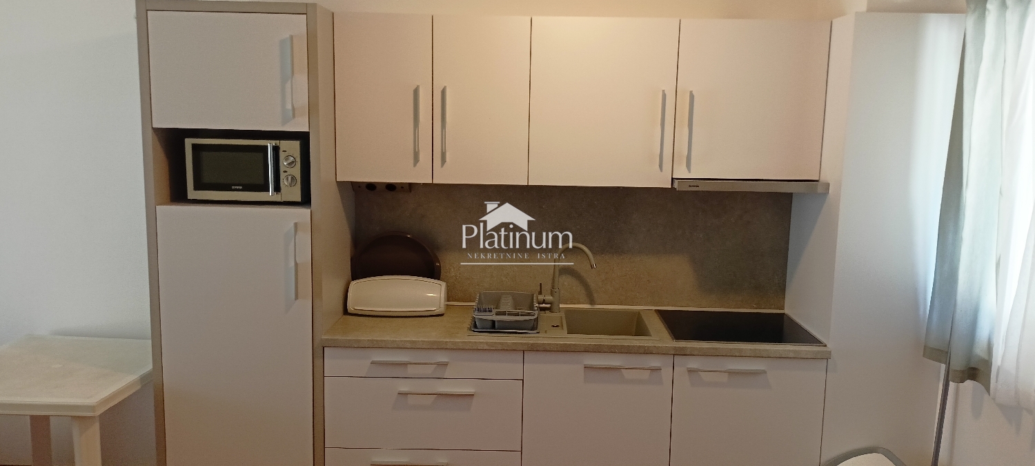 Istra, Medulin, apartman u prizemlju s vrtom