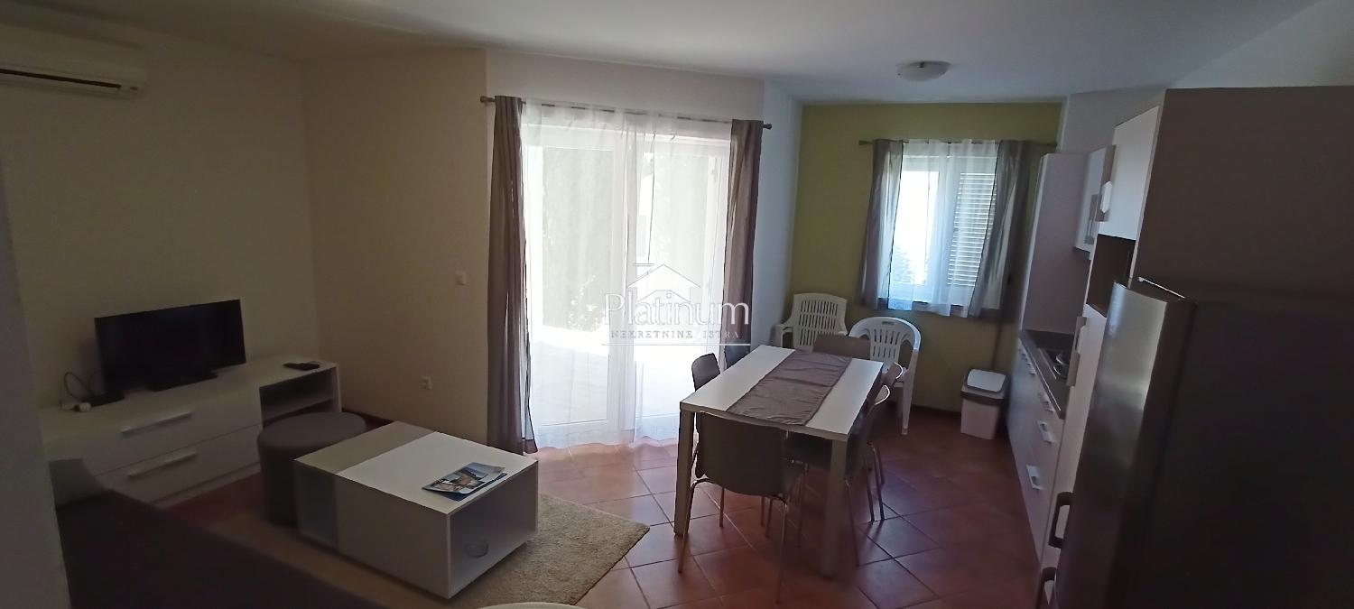 Istra, Medulin, apartman u prizemlju s vrtom