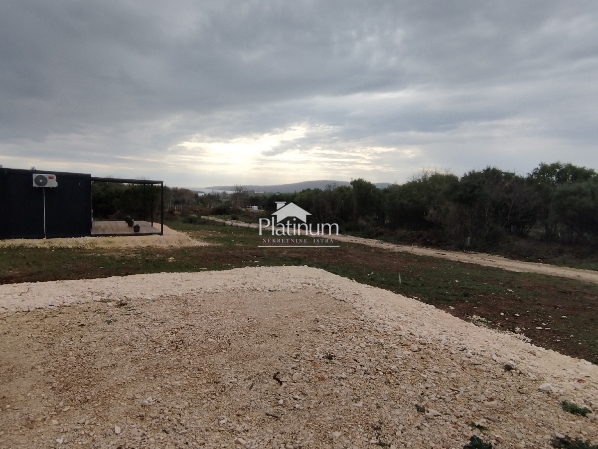 Istria, Pomer plot with sea view