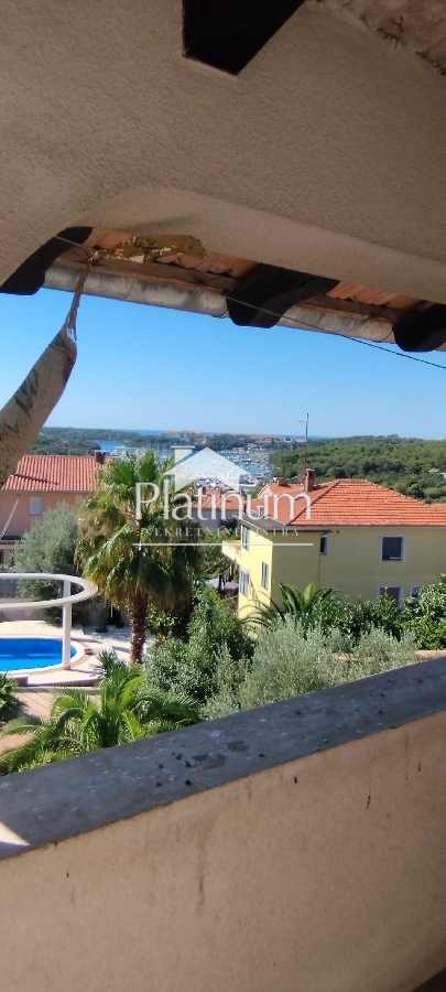 Istria, Pula apartment with attic and beautiful sea view