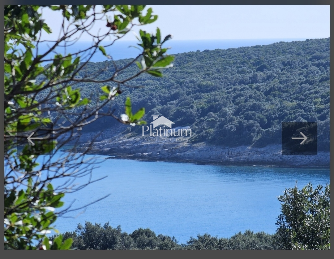 Istria, Duga uvala terreno agricolo con vista mare