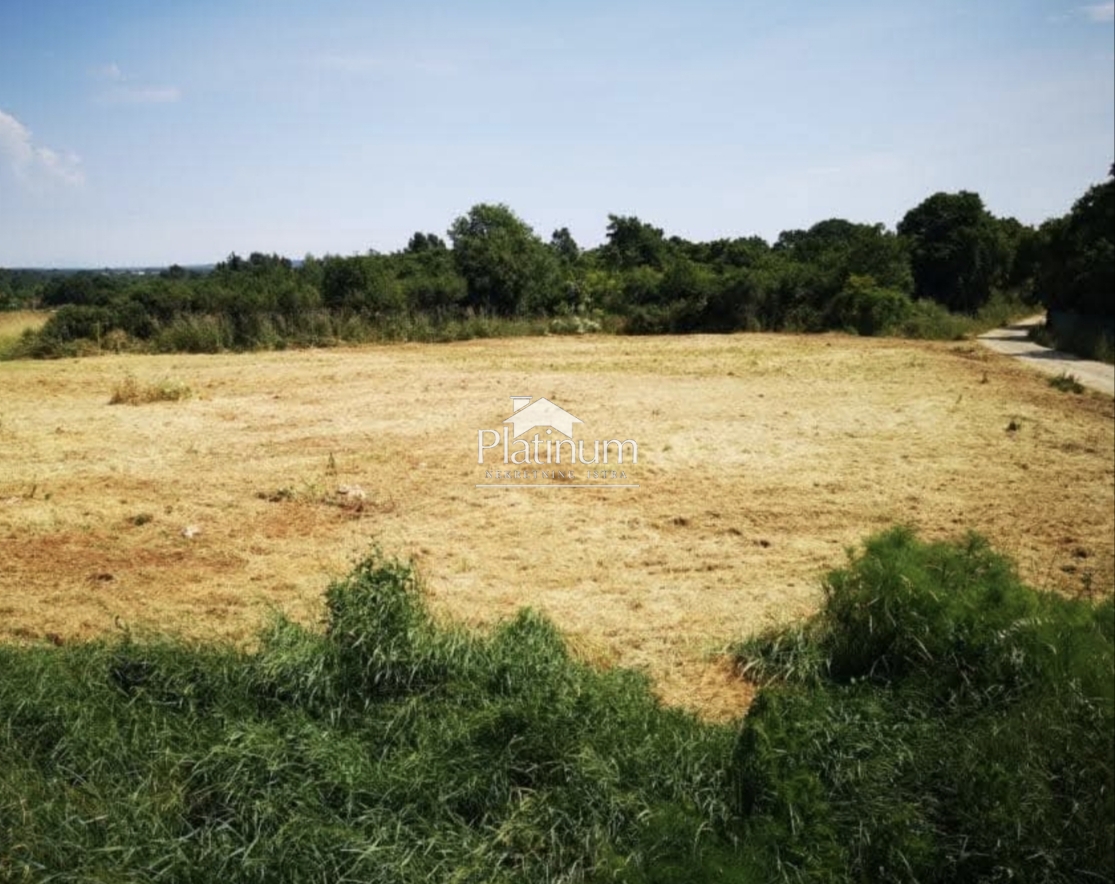 Istria, Šišan, terreno edificabile attraente