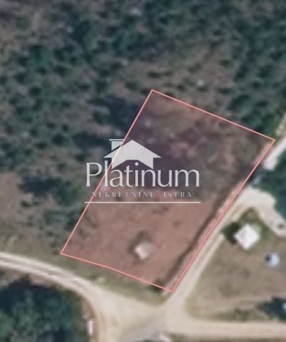 Istra, območje Žminja, gradbeno zemljišče