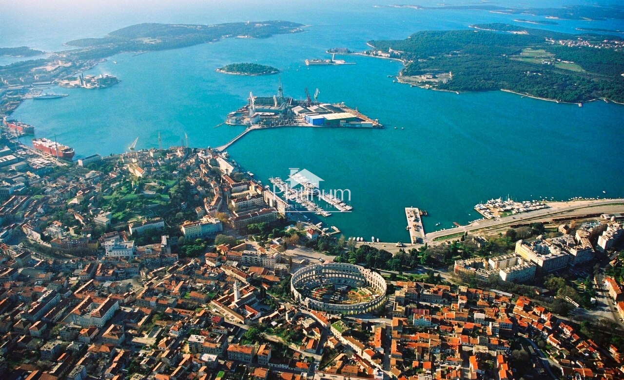 Istria, Pula, apartment 60 m2