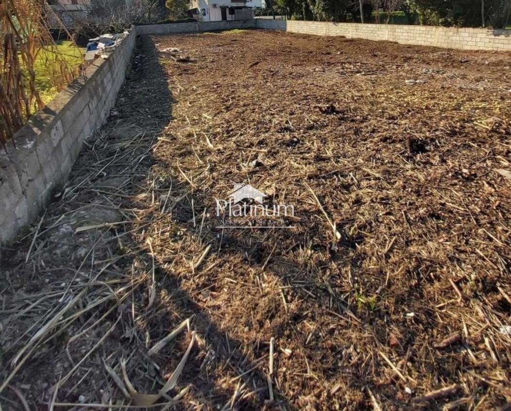 Istra, Fažana zazidljivo zemljišče 679 m2