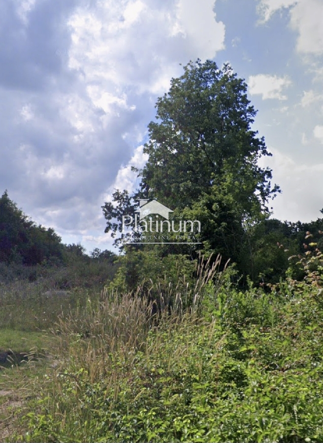 Istra, Juršići, zazidljivo zemljišče 669 m2
