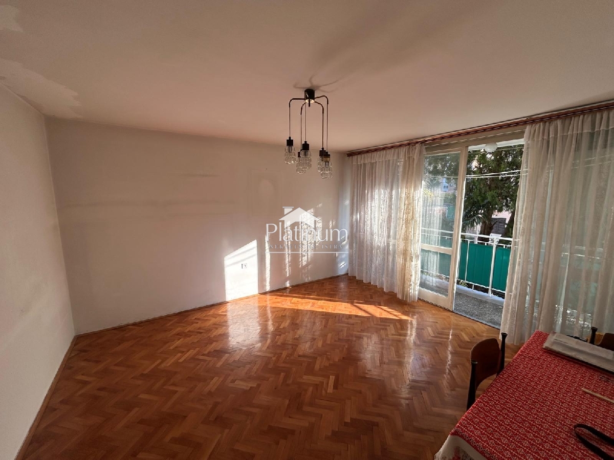 Pula, Istra, stan s dvije spavaće sobe u visokom prizemlju