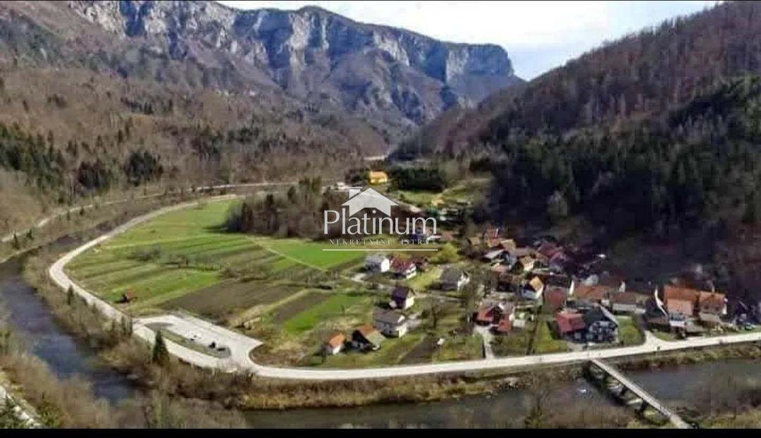Delnice, località Hrvatsko, terreno edificabile in vendita
