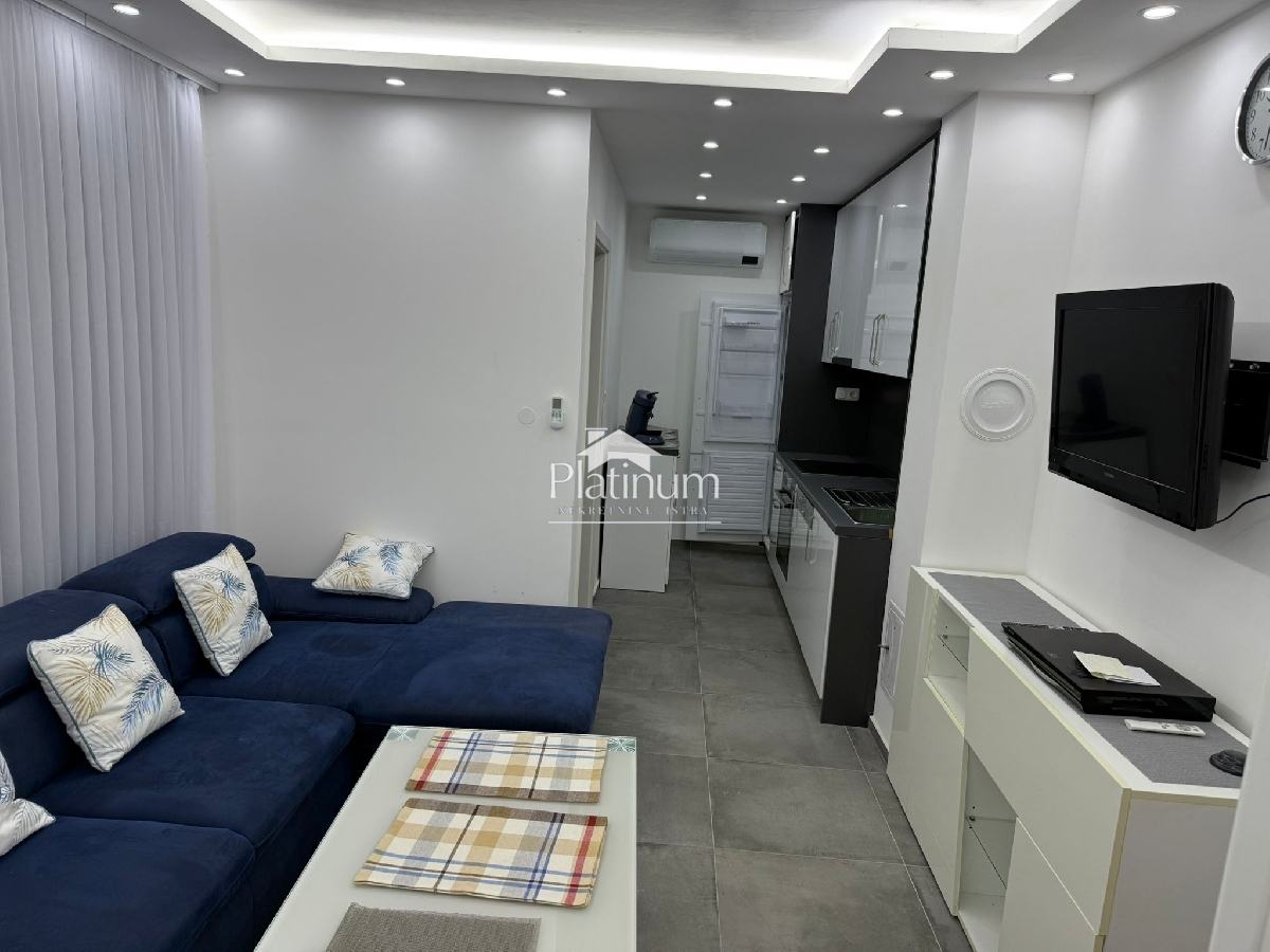 Istra,Peroj apartman u prizemlju s dvorištem