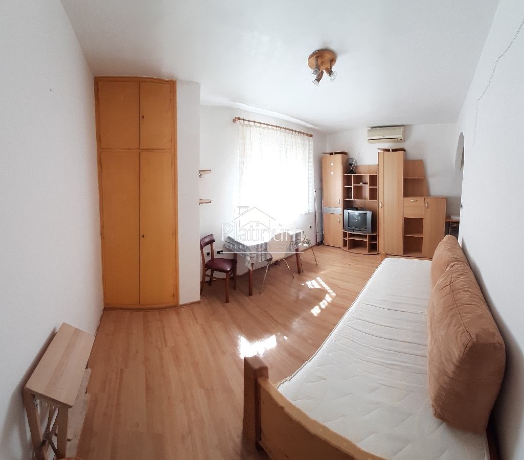 Istra, Pula, nice studio apartment on the ground floor