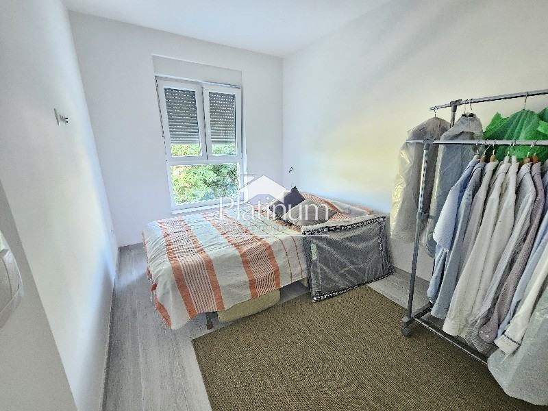 MEDULIN CIJELI KAT ZGRADE, 2 APARTMANA, TOP INVESTICIJA
