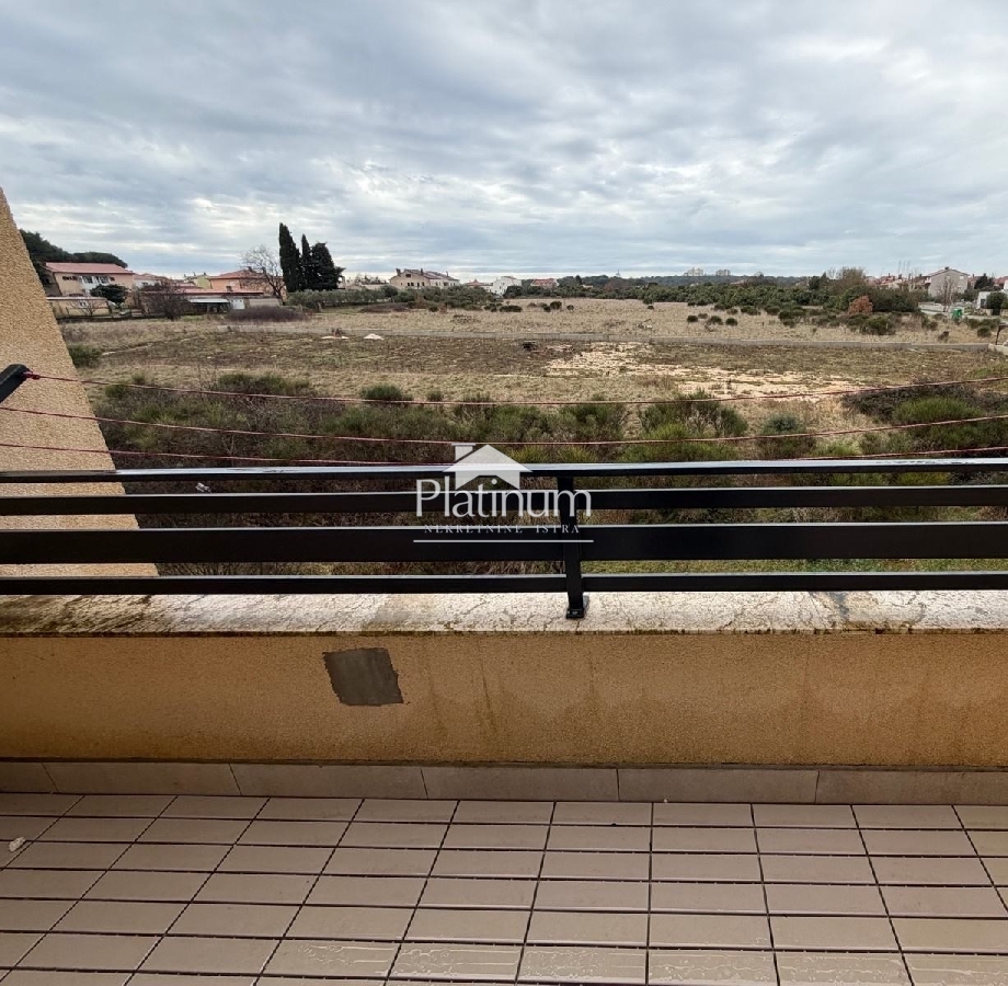 Istra, Valdebek, stan na 1.katu, parking