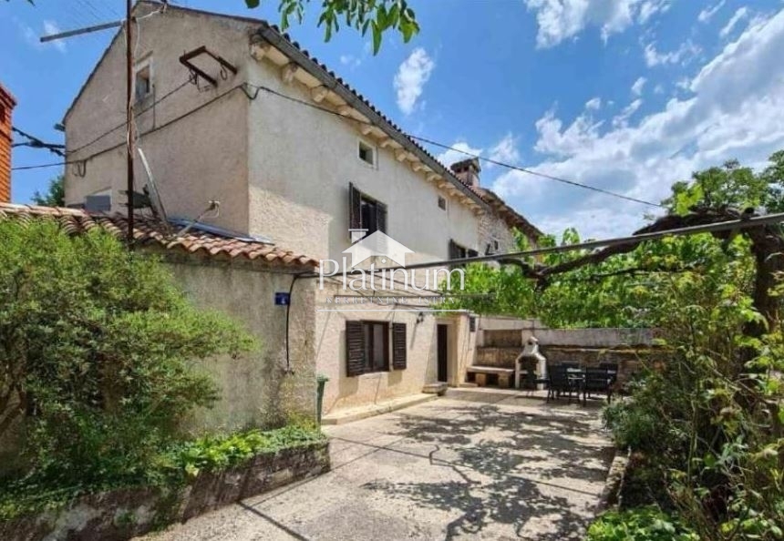 Casa in pietra vicino a Svetvinčenta 