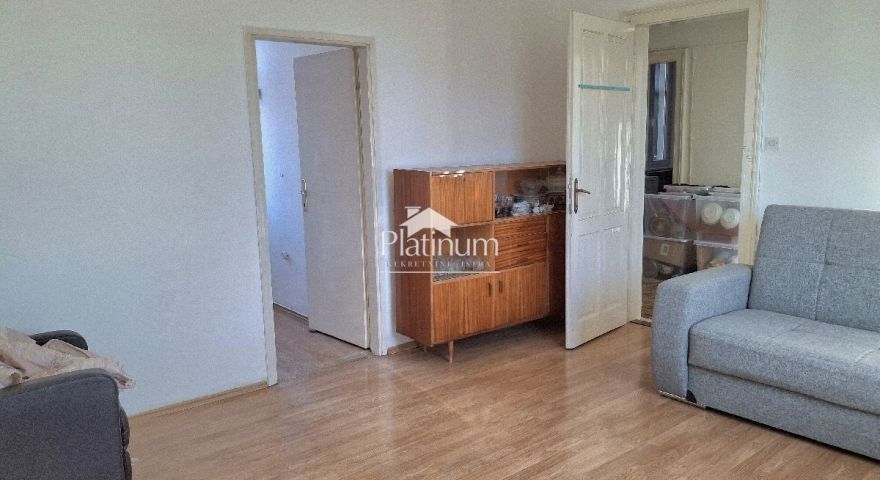 Istria, Pola, appartamento al 1° piano, 74 m2, giardino, taverna
