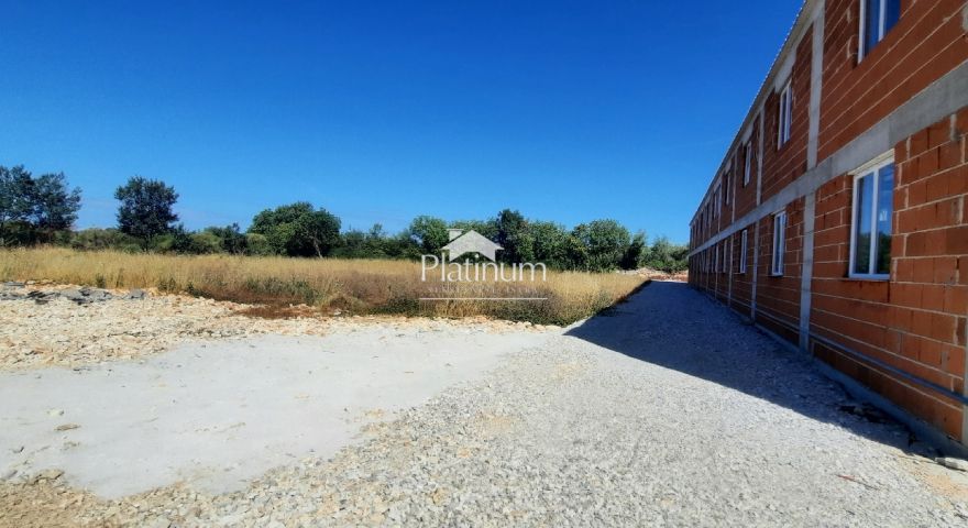 Istria, Pola locale commerciale 600 m2