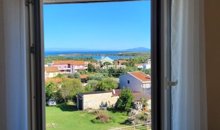 Istra, Ližnjan, trosoban penthouse s pogledom na more