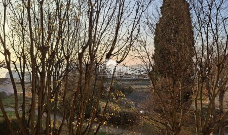 Pula, stanovanje v vili, 147 m2, pogled na morje