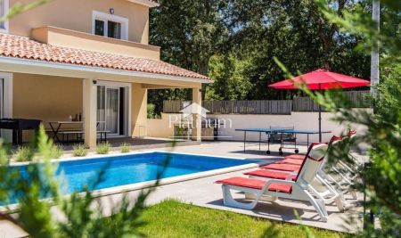 Istra, Štokovci, vila z bazenom 220 m2