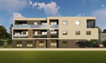 PULA MONTEŠERPO STAN 1 KAT 48M2 + PARKING
