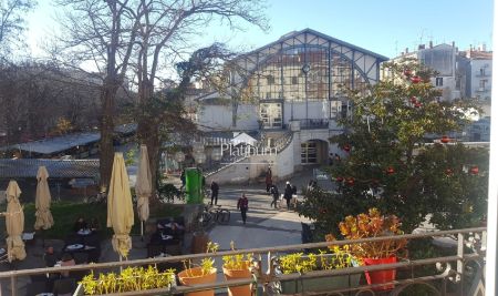 Pula stan, strogi centar,pješačka zona,dvije spavaće sobe,balkon