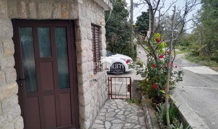 Stinica, metà di una casa nel Parco naturale del Velebit