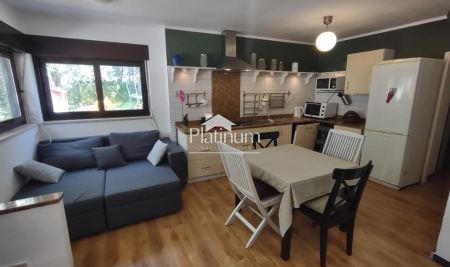 Istria, Pola, casa a un piano in posizione tranquilla