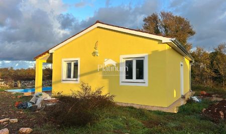 Istra, občina Svetvinčenat, čudovita enonadstropna hiša z bazenom