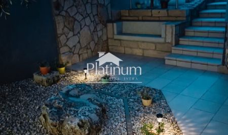 Istra, Pula, stan u prizemlju, 127 m2, okućnica 161 m2