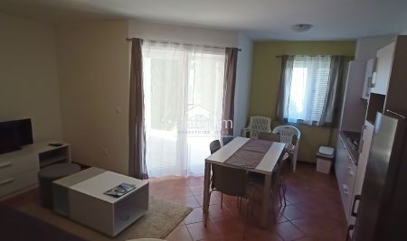 Istra, Medulin, apartman u prizemlju s vrtom