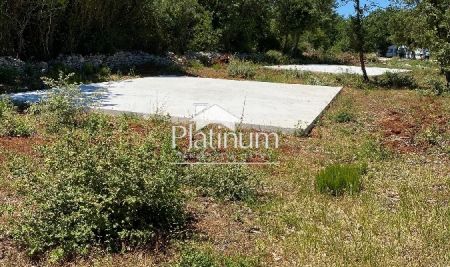 Istra,Peroj poljoprivredno zemljište na prodaju