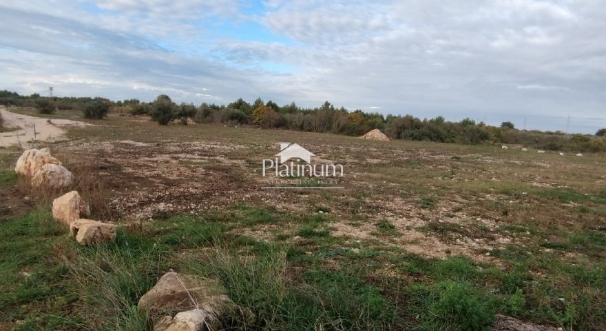 Istra, Peroj terreno con potenziale