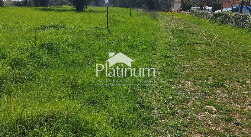 Istria, terreno edificabile a Kavran in vendita