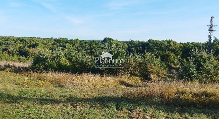 Istria, Juršići terreno edificabile superficie 1768 m2
