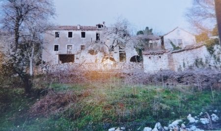 Istria, fattoria in vendita