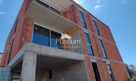 Istra,Peroj apartman na drugom katu s pogledom na more