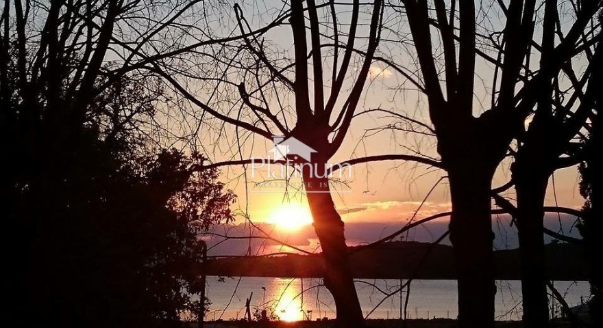 Istra, Pula, stan 1 kat, 76 m2, pogled na more