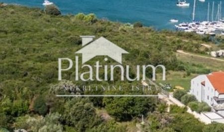 U Istri, Banjole,apartman u prizemlju s jednom spavaćom sobom i vrtom