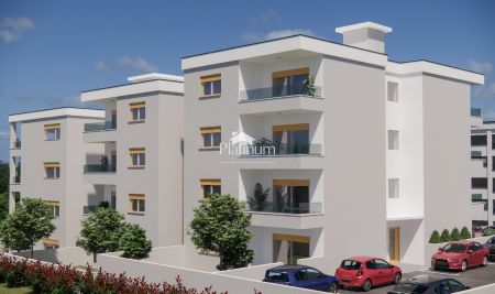 Istra, Pula, stan u prizemlju s vrtom